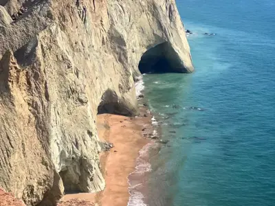 ساحل جزیره هرمز